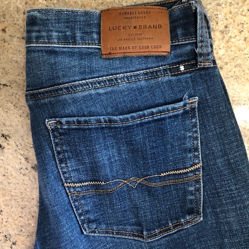 Lucky brand skinny jeans 2/26